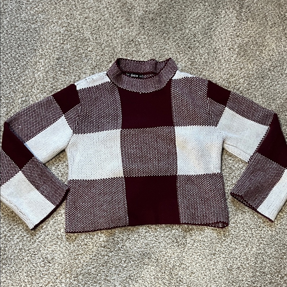 SHEIN Cropped Turtleneck Sweater